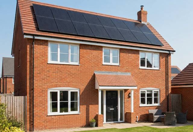 Solar PV & Battery Storage in Leeds